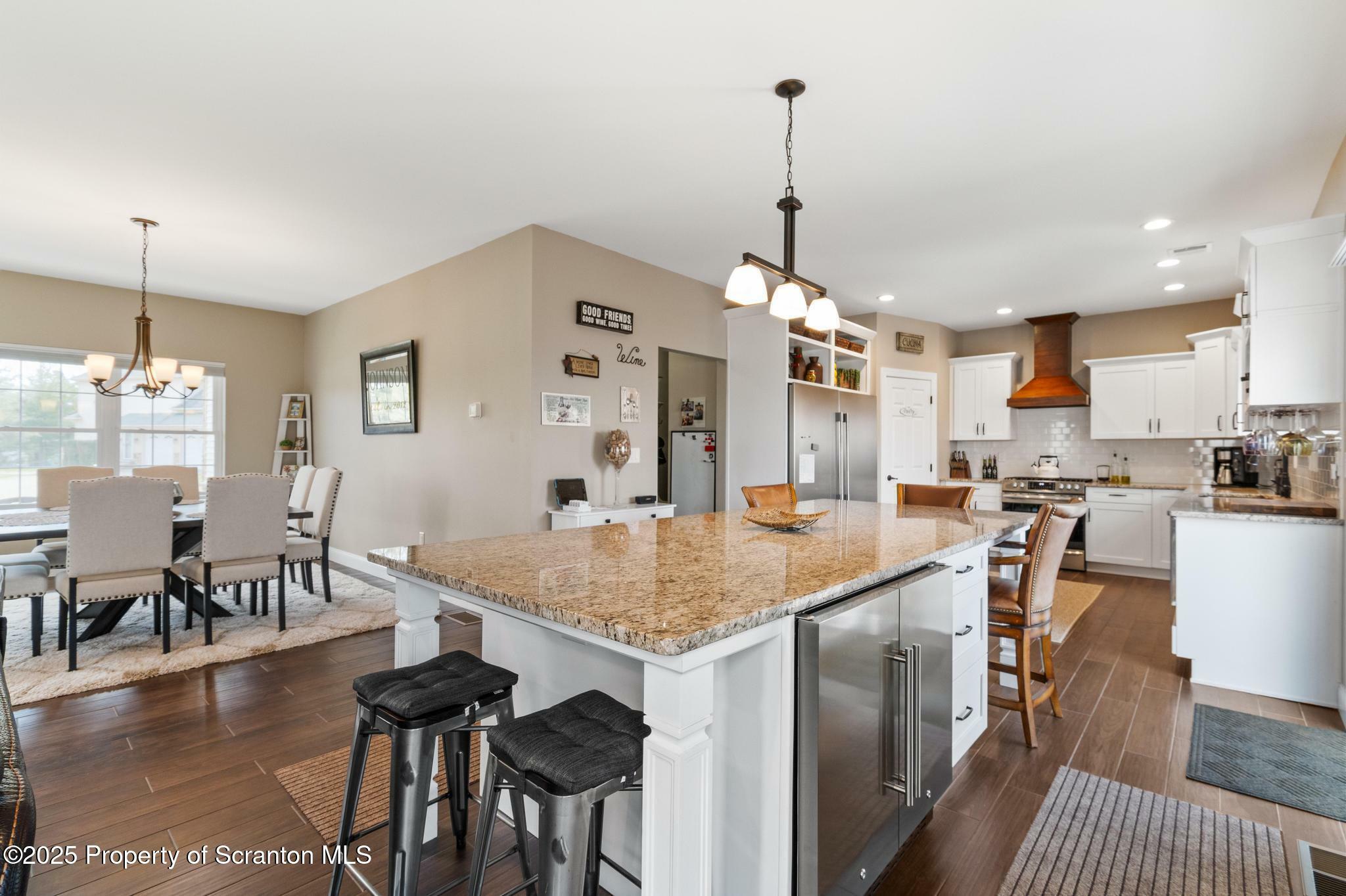 Property Photo: 207 Carpenter Hill PA 18411