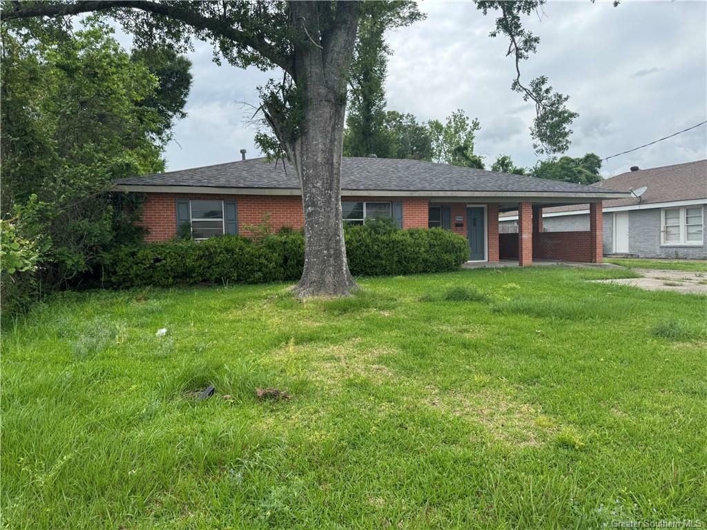 Property Photo: 2708 1st Avenue LA 70601