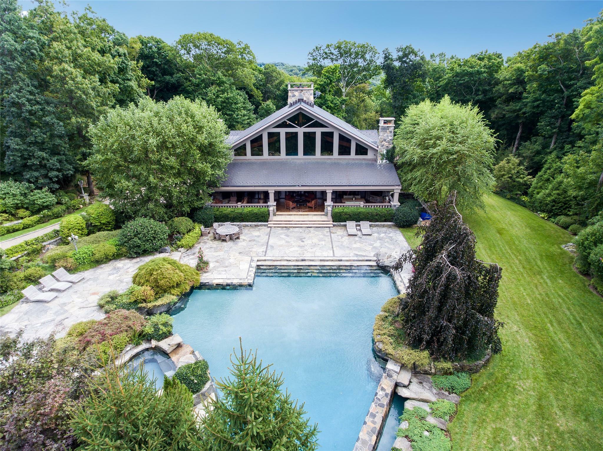 Property Photo:  68 Quarry Lane  NY 10506 