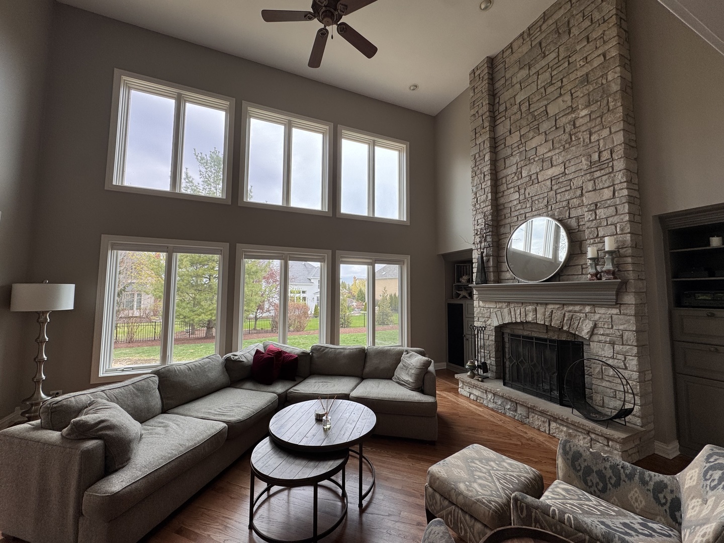 Property Photo: 350 Vonder Lane IL 60134