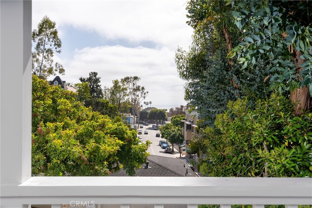 Property Photo:  410 408 3rd St  CA 92651 