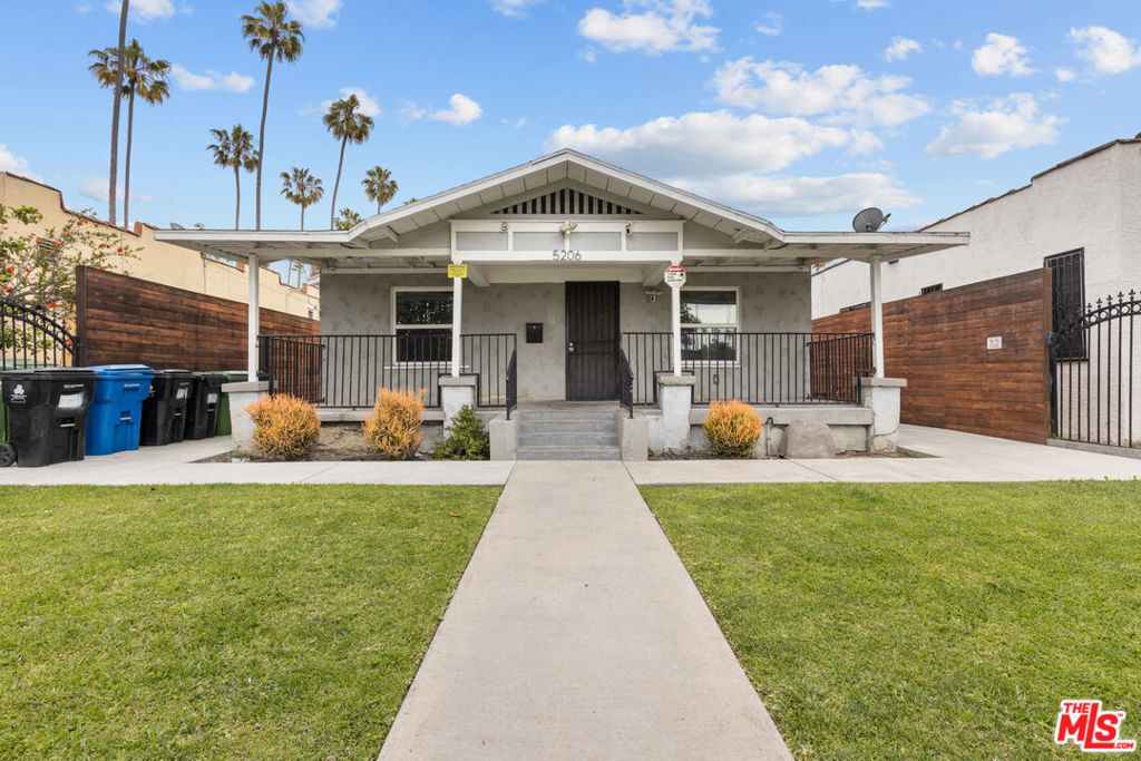 Property Photo: 5206 S St Andrews Place CA 90062