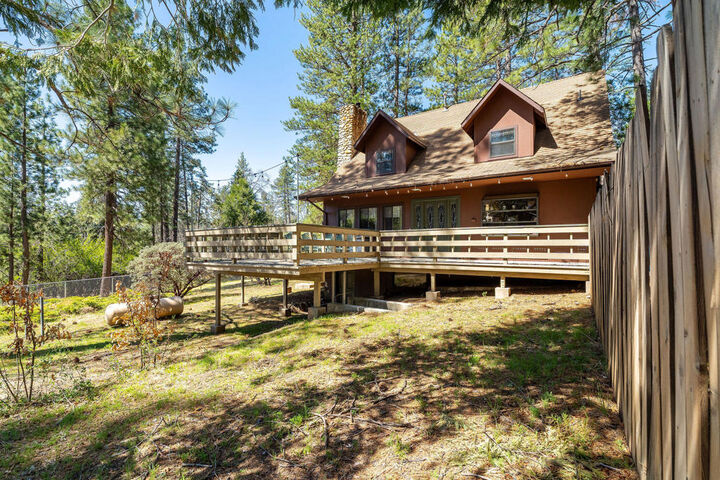 Property Photo: 54025 Pine Crest Avenue CA 92549