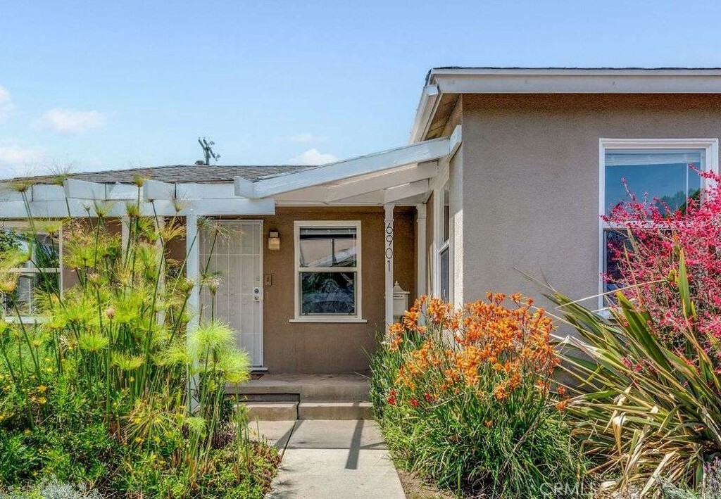 Property Photo: 6901 Bertrand Avenue CA 91335