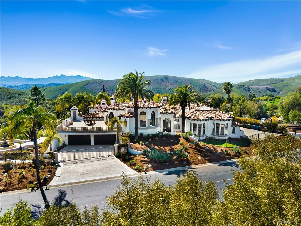 1090 Vista Ridge Lane  Westlake Village CA 91362 photo