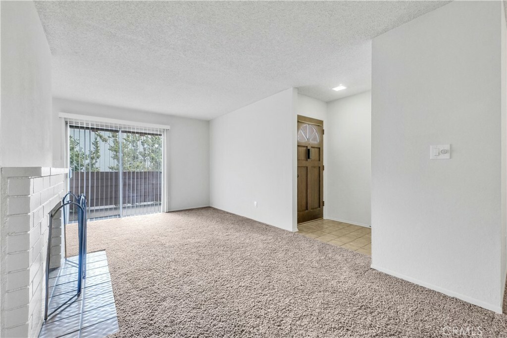 17552 Vandenberg Lane 8  Tustin CA 92780 photo