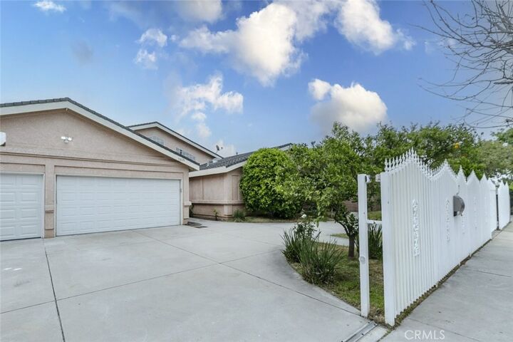 Property Photo: 7928 Bellaire Avenue CA 91605