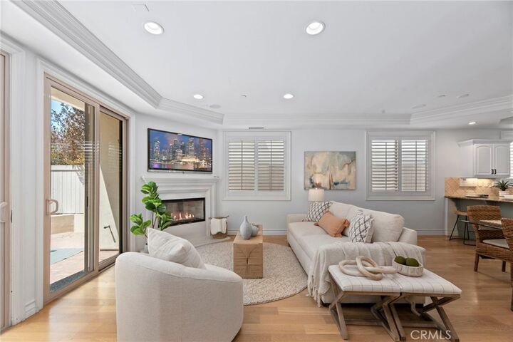 Property Photo:  1738 Carlson Lane  CA 90278 