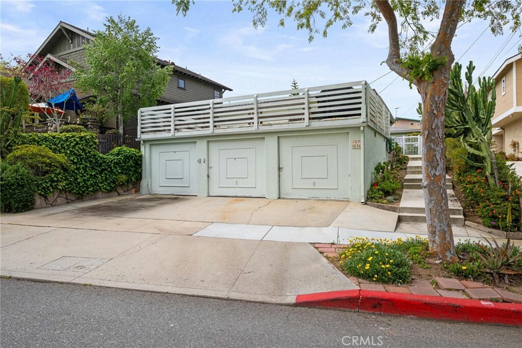 Property Photo:  103 Helberta N  CA 90277 