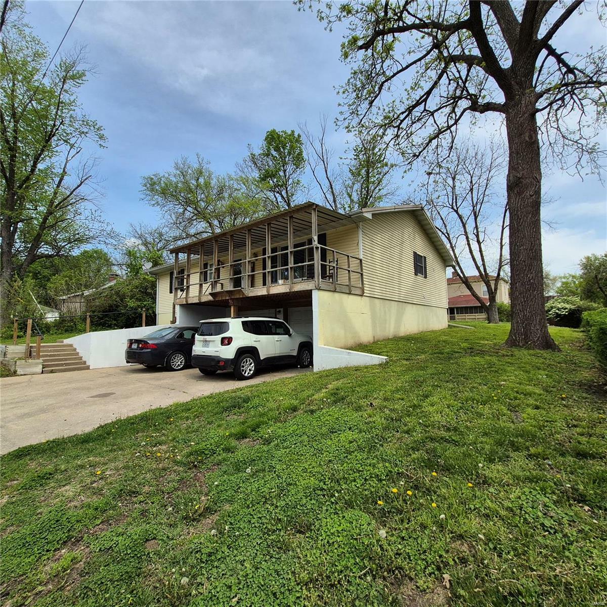 Property Photo: 407 N Vine MO 65248