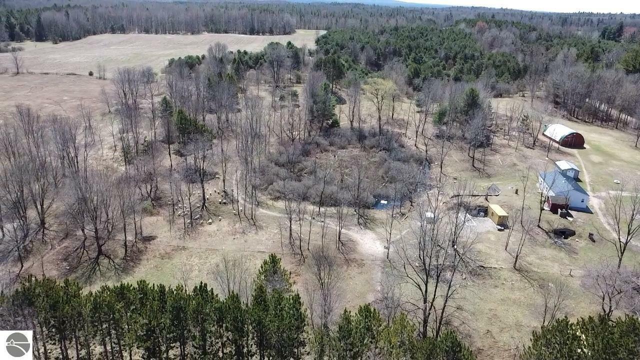 5325 Archer Road  Brethren MI 49619 photo