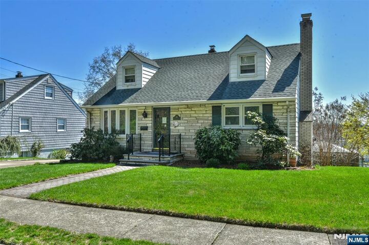 Property Photo: 124 Burr NJ 07604