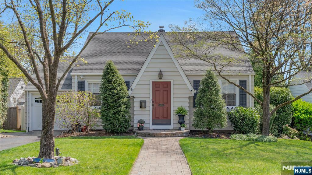 Property Photo: 430 Lincoln Avenue NJ 07481