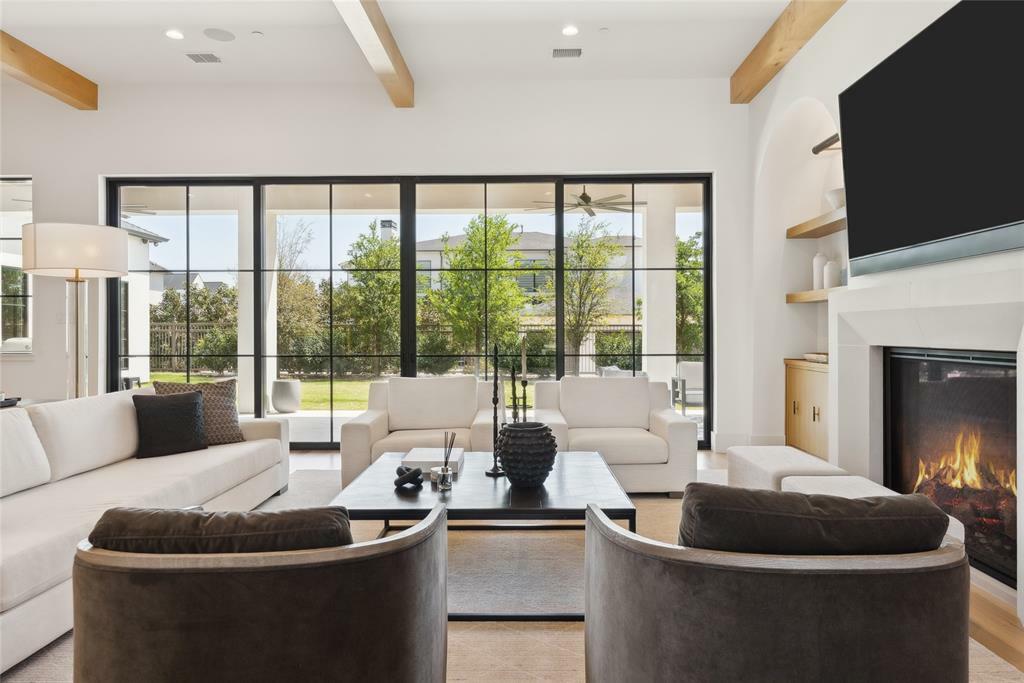 Property Photo: 1515 Courtland Drive TX 75034