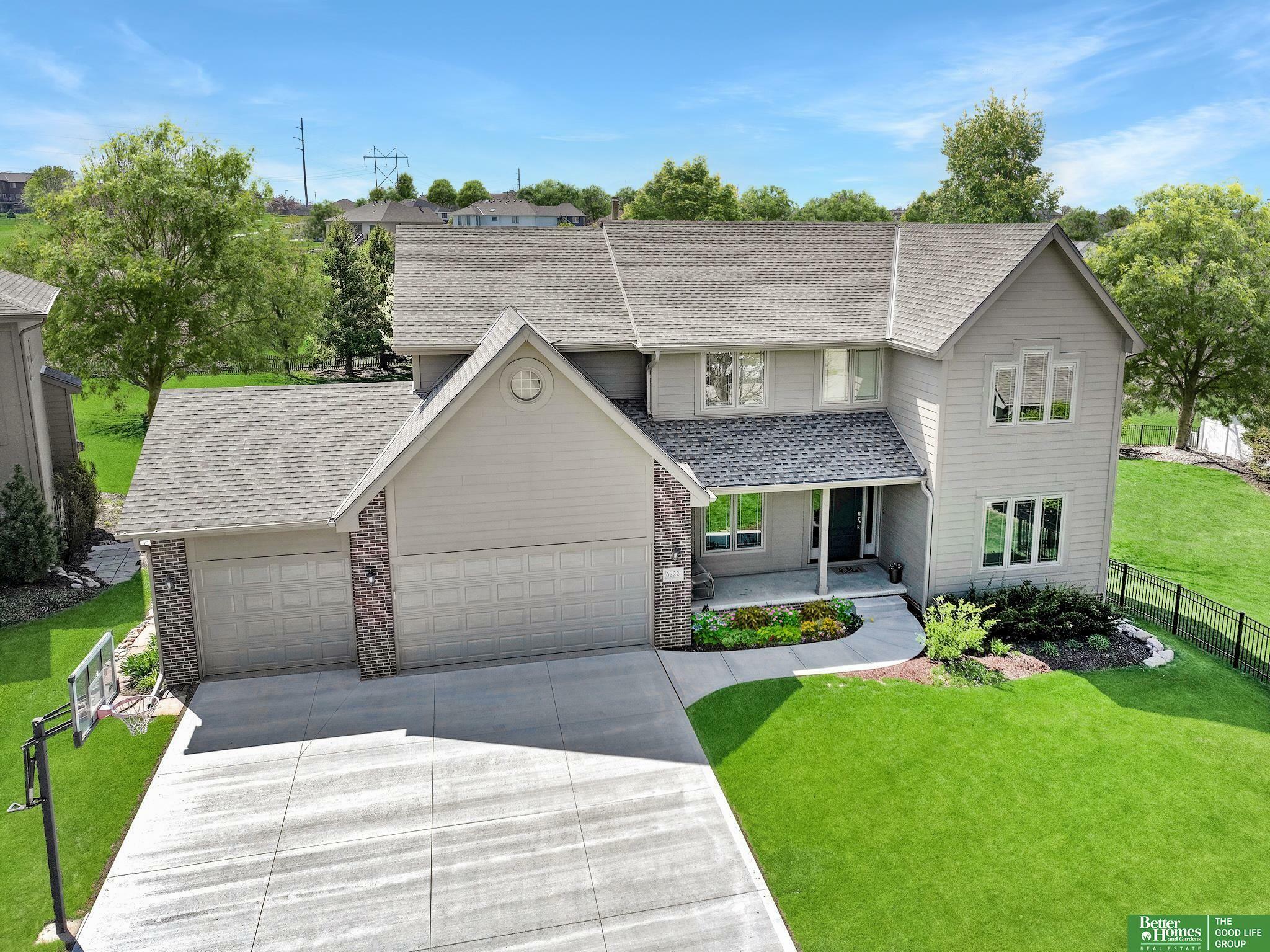 Property Photo: 6222 N 157th Avenue Circle NE 68116