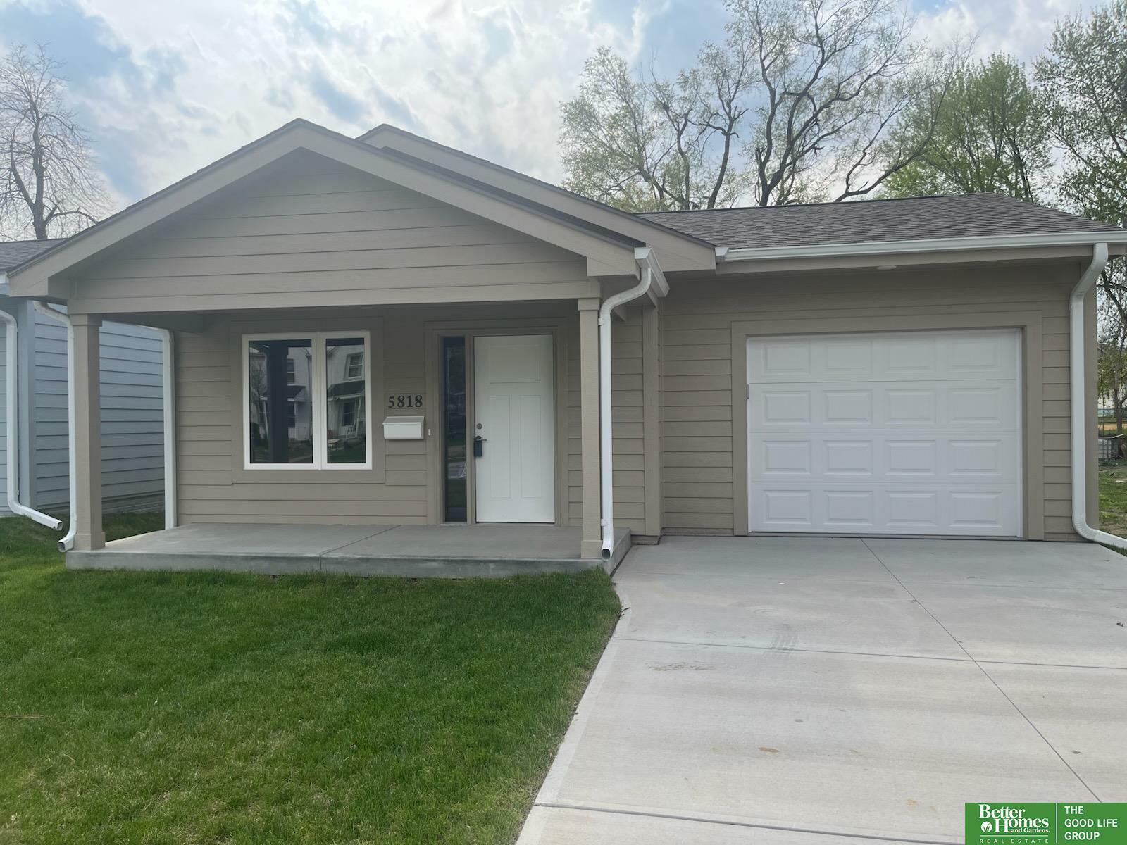 Property Photo: 5818 N 27th Street NE 68111