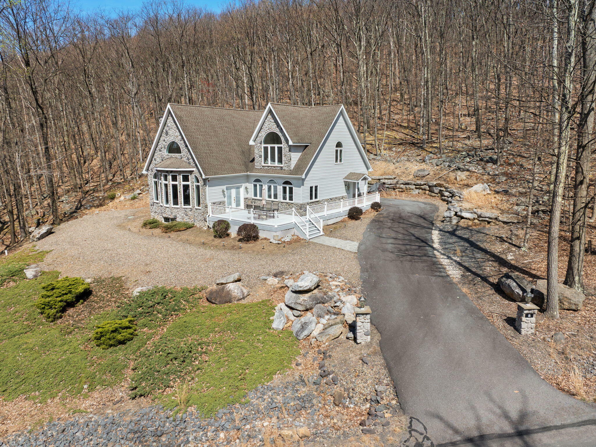 Property Photo: 8 Kickapoo Drive PA 18202