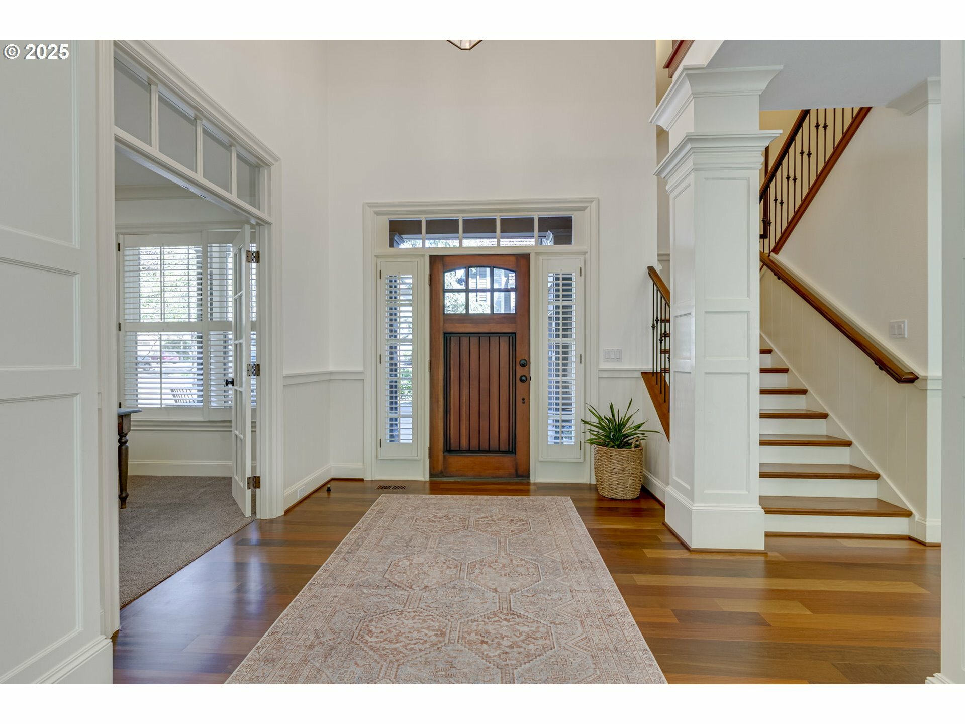 Property Photo: 4054 Canal Woods Ct OR 97034