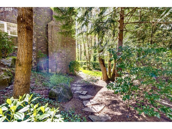 Property Photo:  4054 Canal Woods Ct  OR 97034 