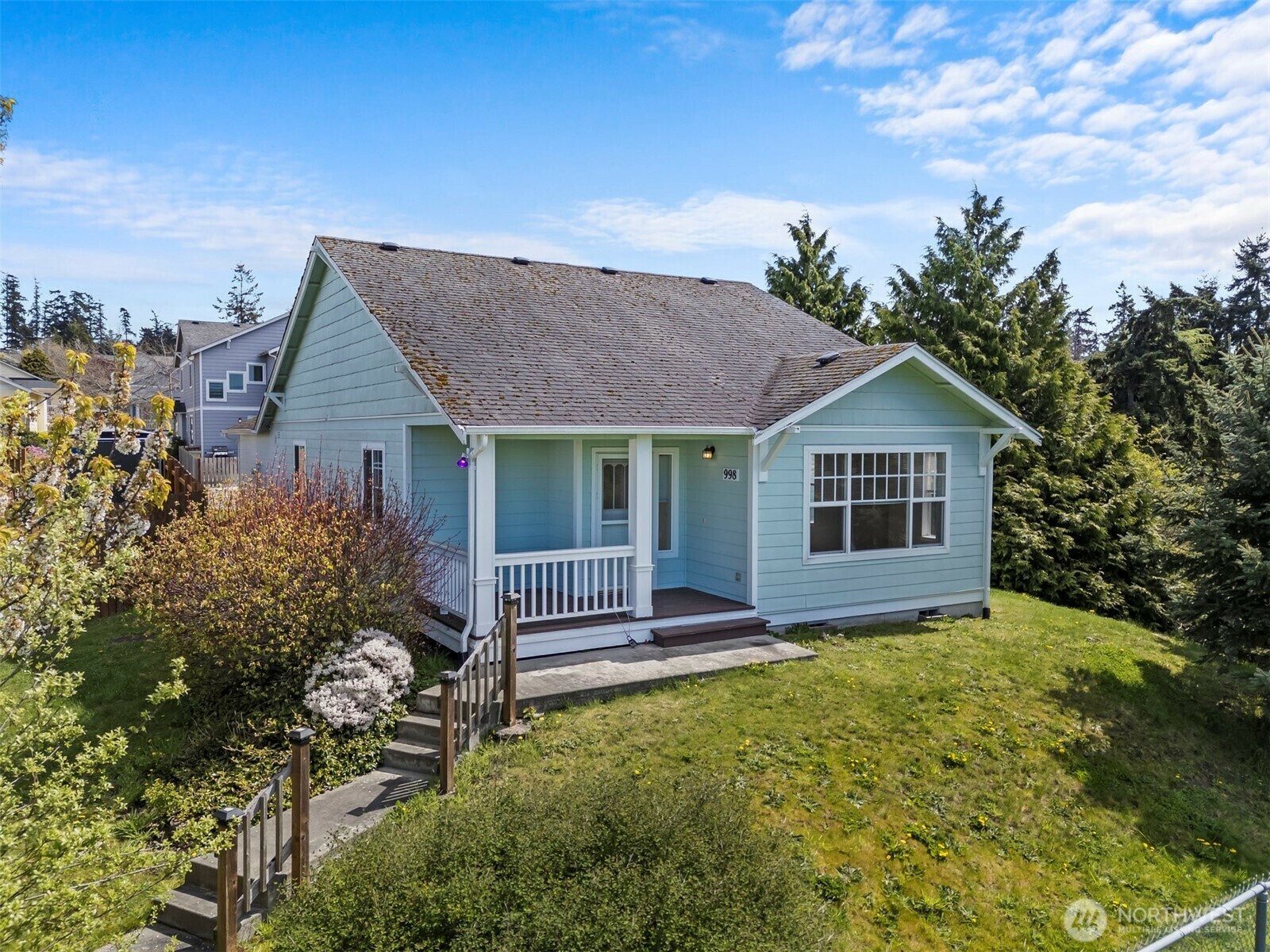 998 SW Upland Court  Oak Harbor WA 98277 photo