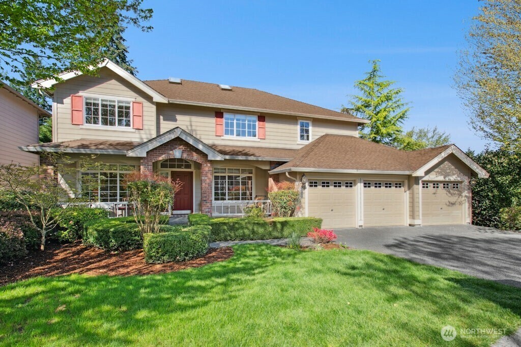 Property Photo: 15117 272nd Place NE WA 98019