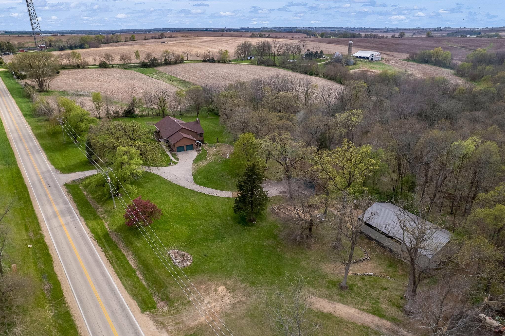 Property Photo: 10446 N Davis Road IL 61019