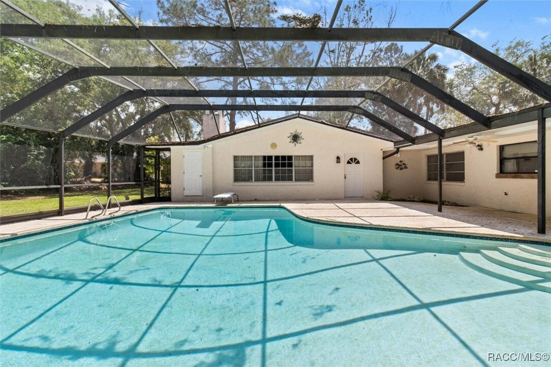 Property Photo: 497 N Afterglow Circle FL 34429