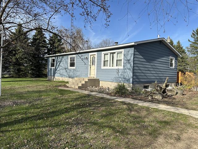 Property Photo: 2080 N Mears Street MI 49436