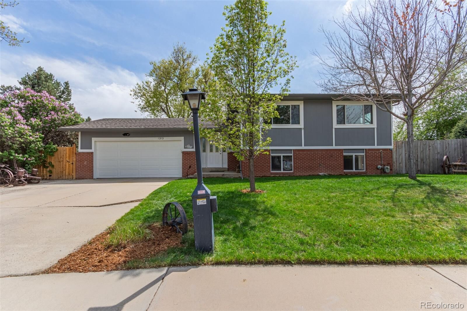 Property Photo: 1313 Garden Circle CO 80501