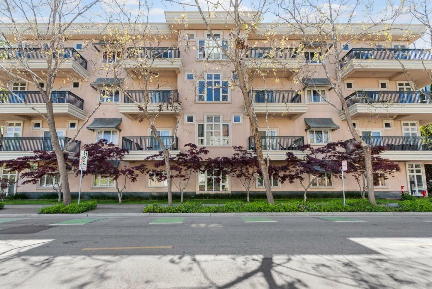 Property Photo: 200 Sheridan Avenue 307 CA 94306
