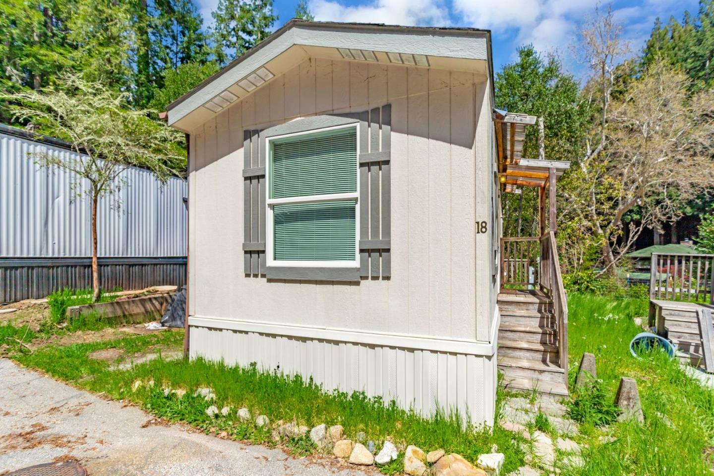 Property Photo:  265 Brown Gables Road 18  CA 95005 