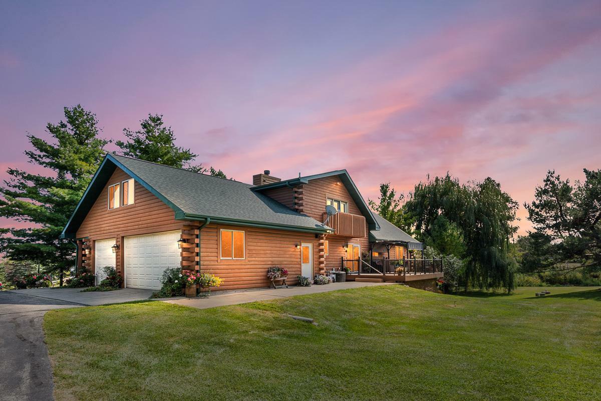 N6192 Prairieview Road  Fond Du Lac WI 54937 photo