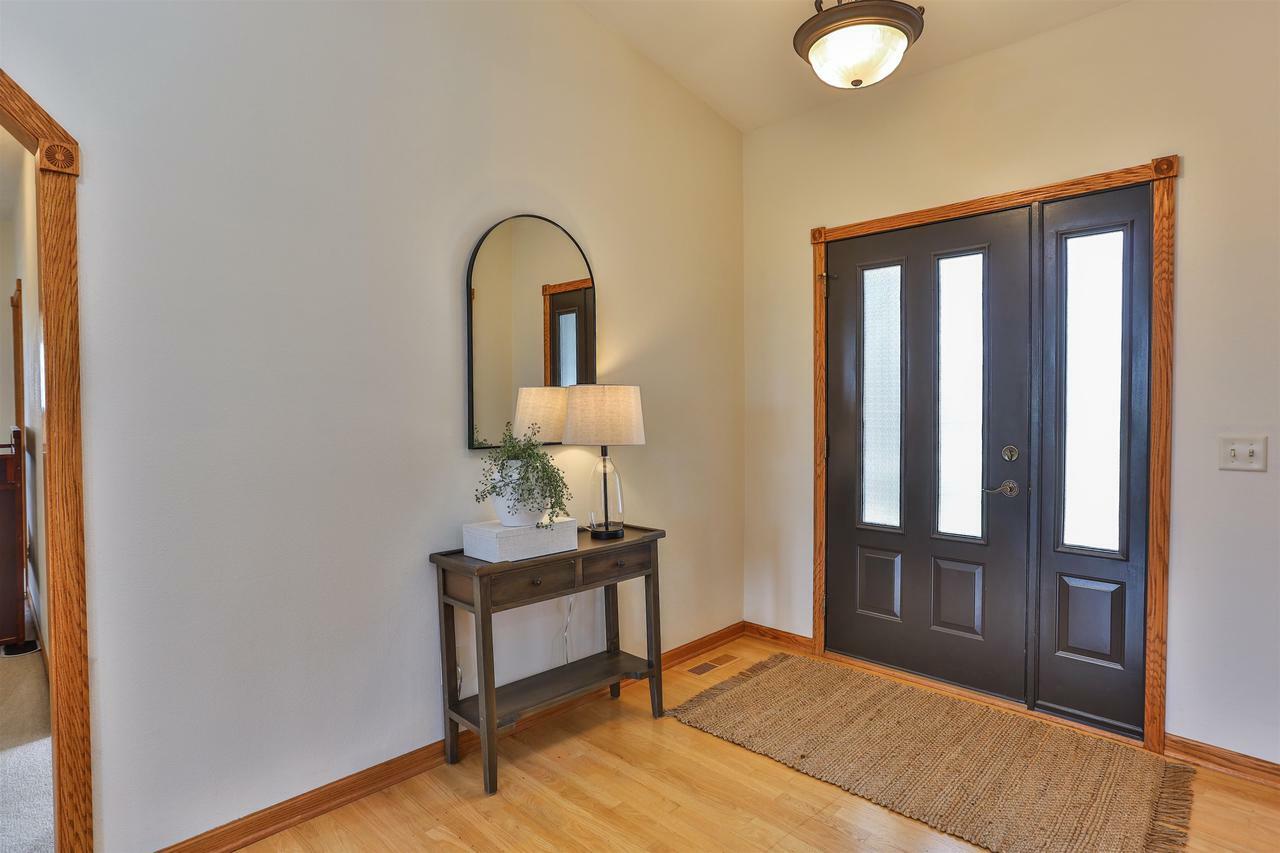Property Photo: 2214 Savanna Drive WI 53545
