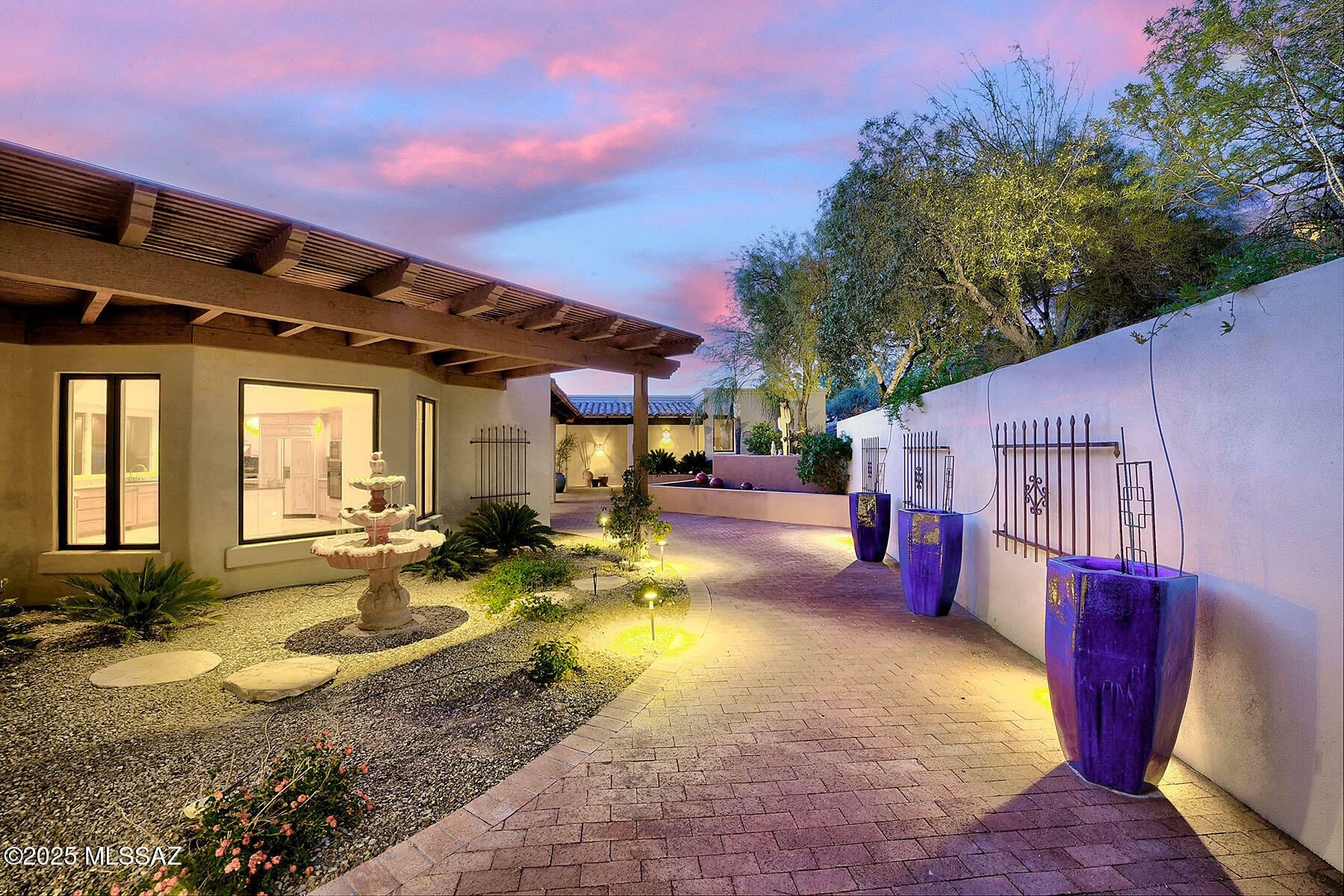 Property Photo: 5010 N Va De La Granja AZ 85718
