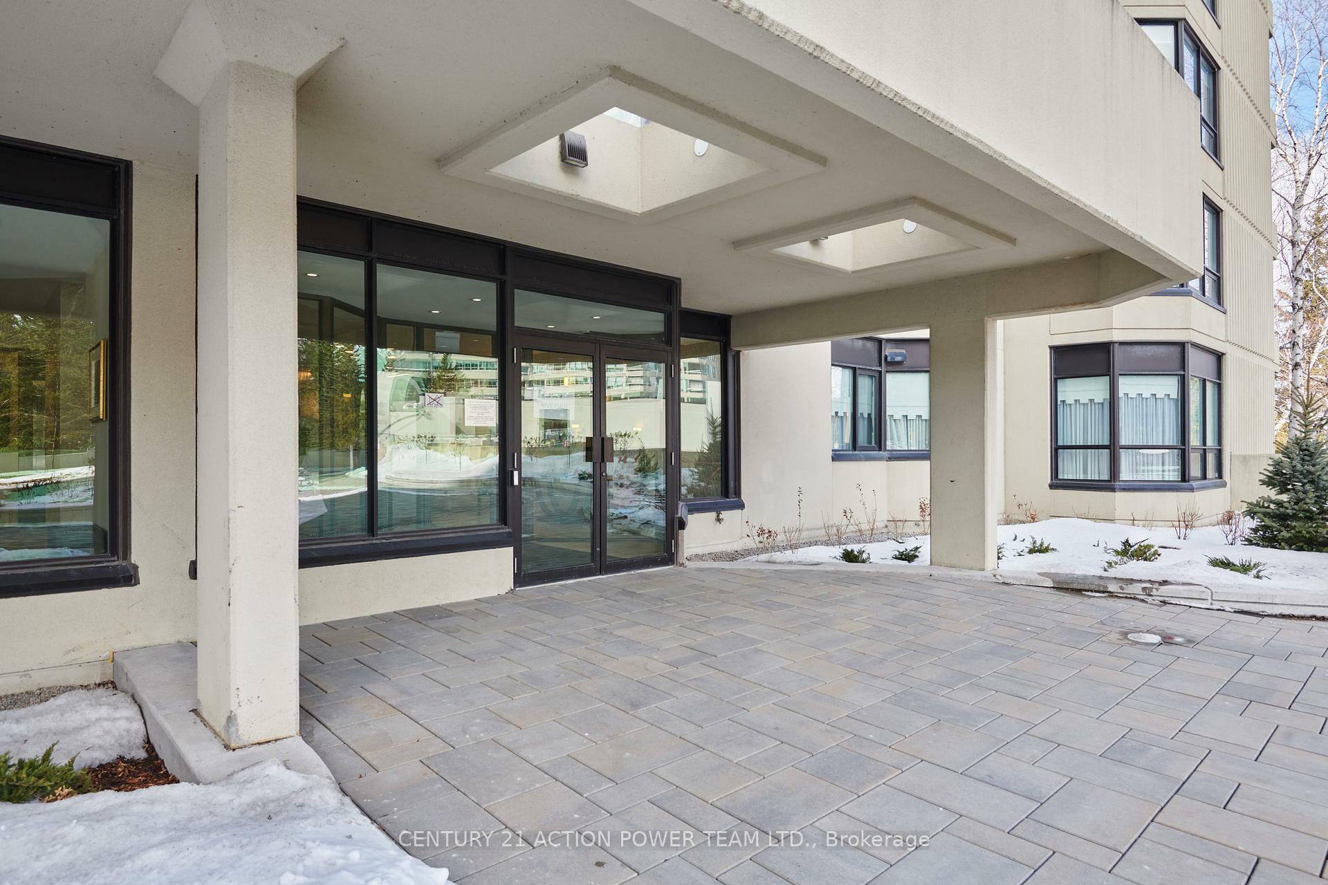 Property Photo: 1500 Riverside Drive 1803 ON K1G 4J4