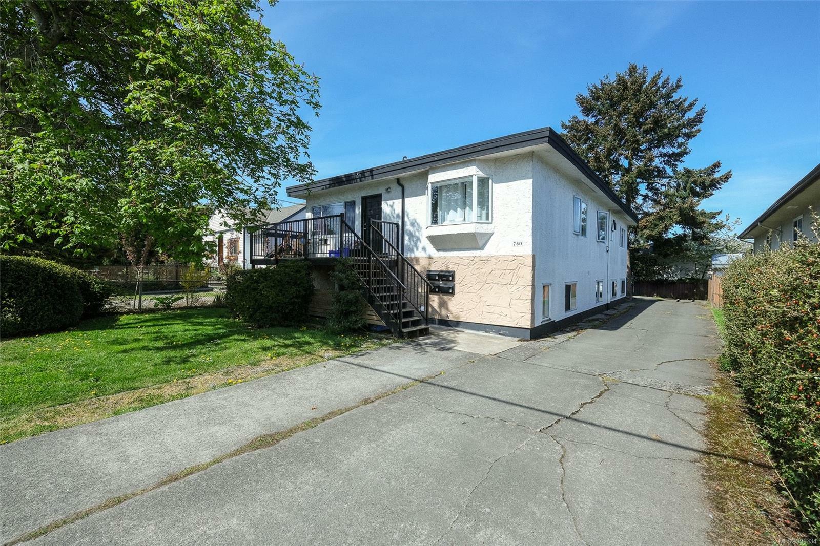 Property Photo: 760 Wilson St BC V9A 3H5