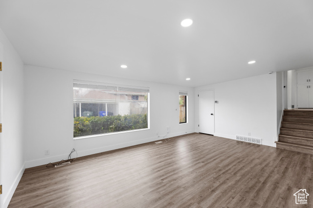 Property Photo: 560 E 3735 S UT 84106