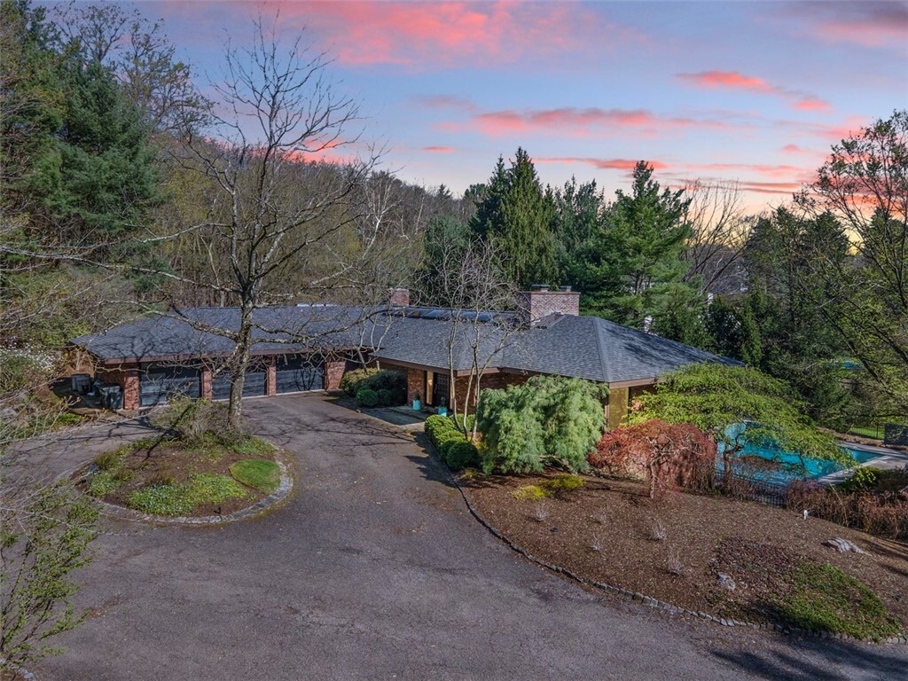 Property Photo:  114 Hillcrest Road  PA 15238 