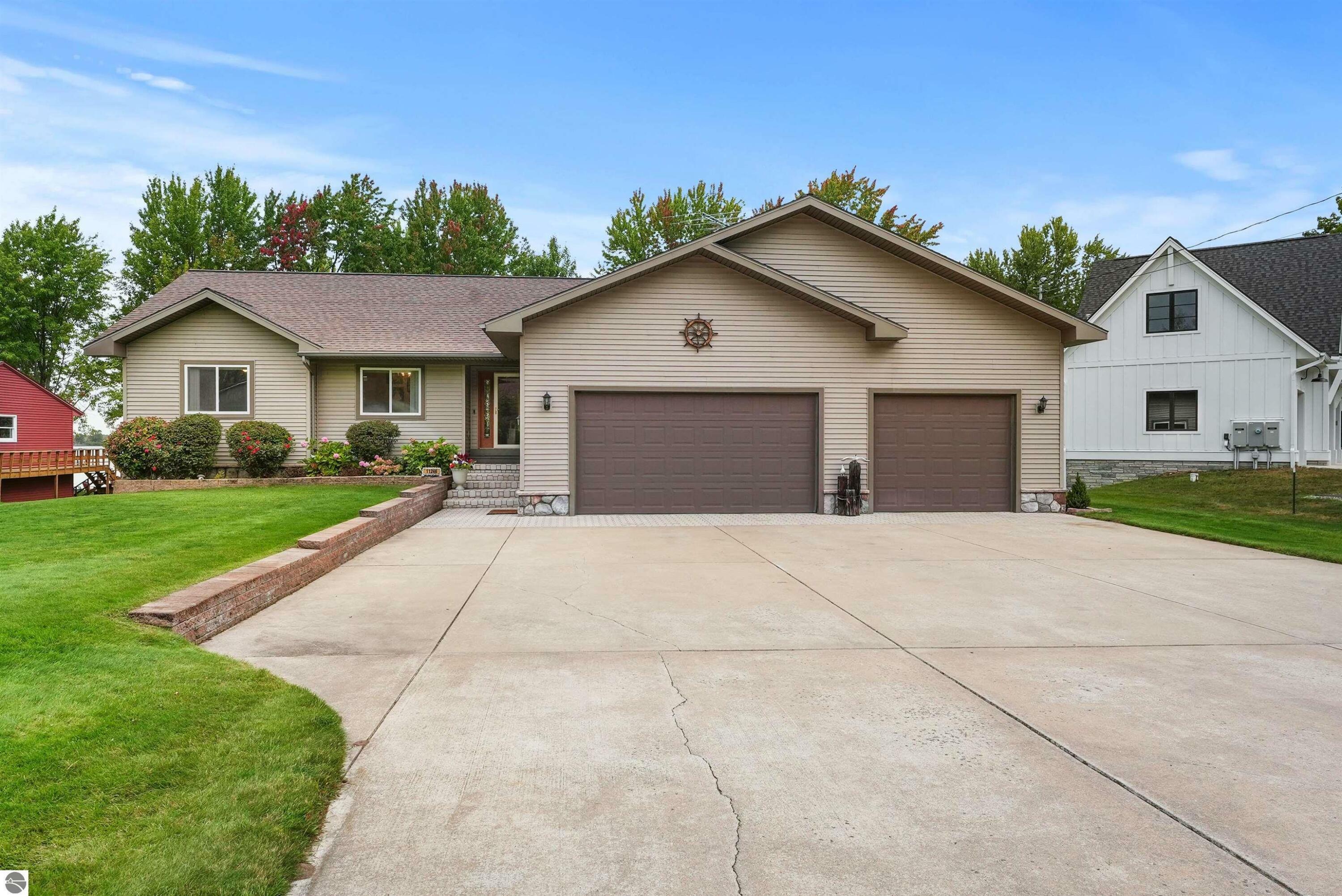 Property Photo: 11246 Kings Point Road MI 49706