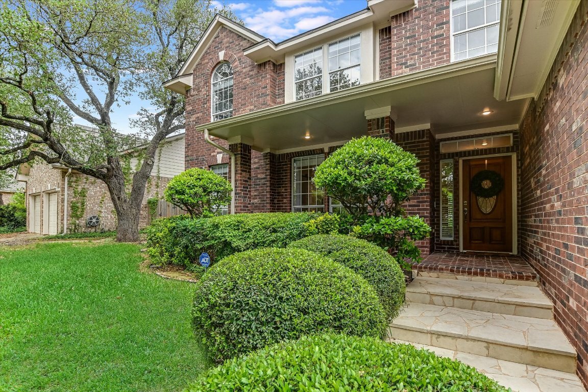 Property Photo: 12908 SE Scofield Farms Drive TX 78727