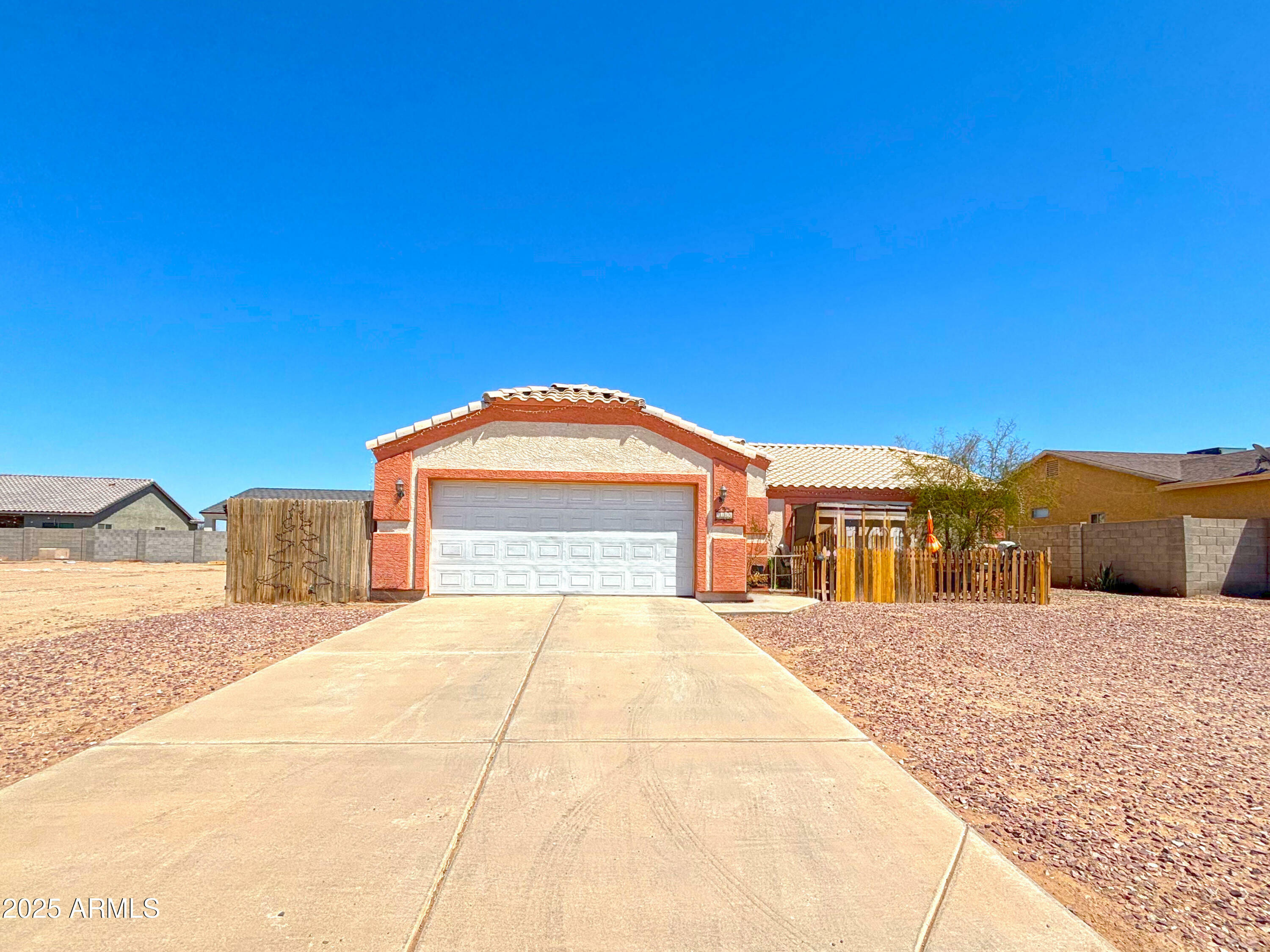 Property Photo: 8306 W Pineveta Drive AZ 85123