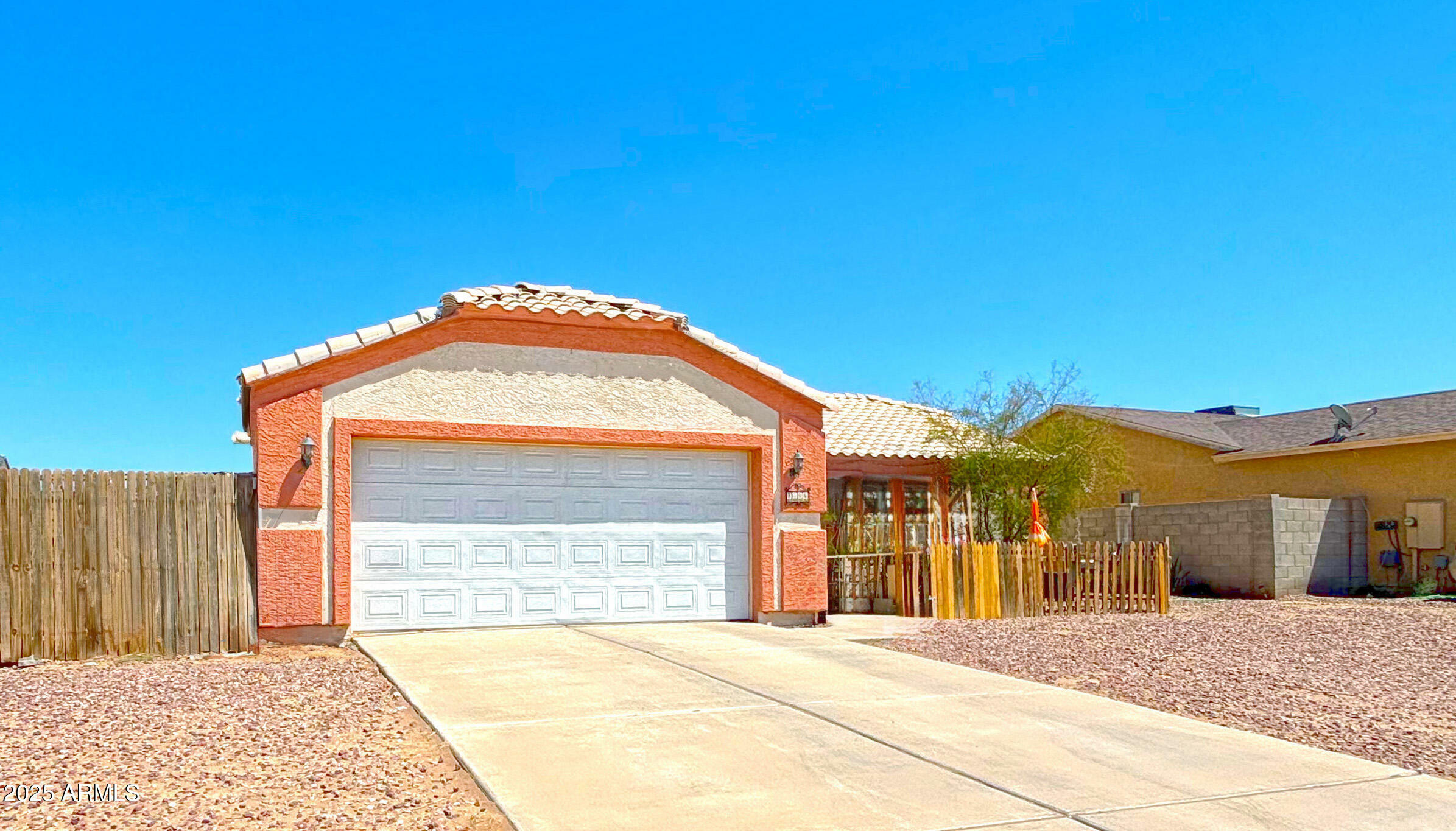 Property Photo: 8306 W Pineveta Drive AZ 85123