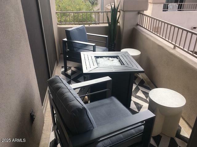 Property Photo: 16420 N Thompson Peak Parkway 2061 AZ 85260