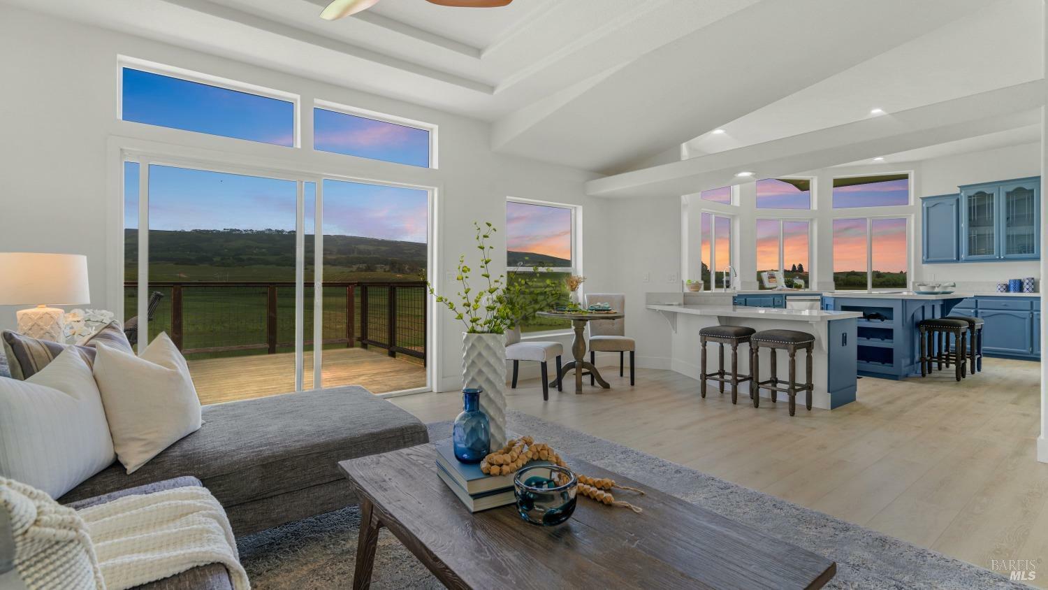 Property Photo: 160 Davis Lane CA 94951