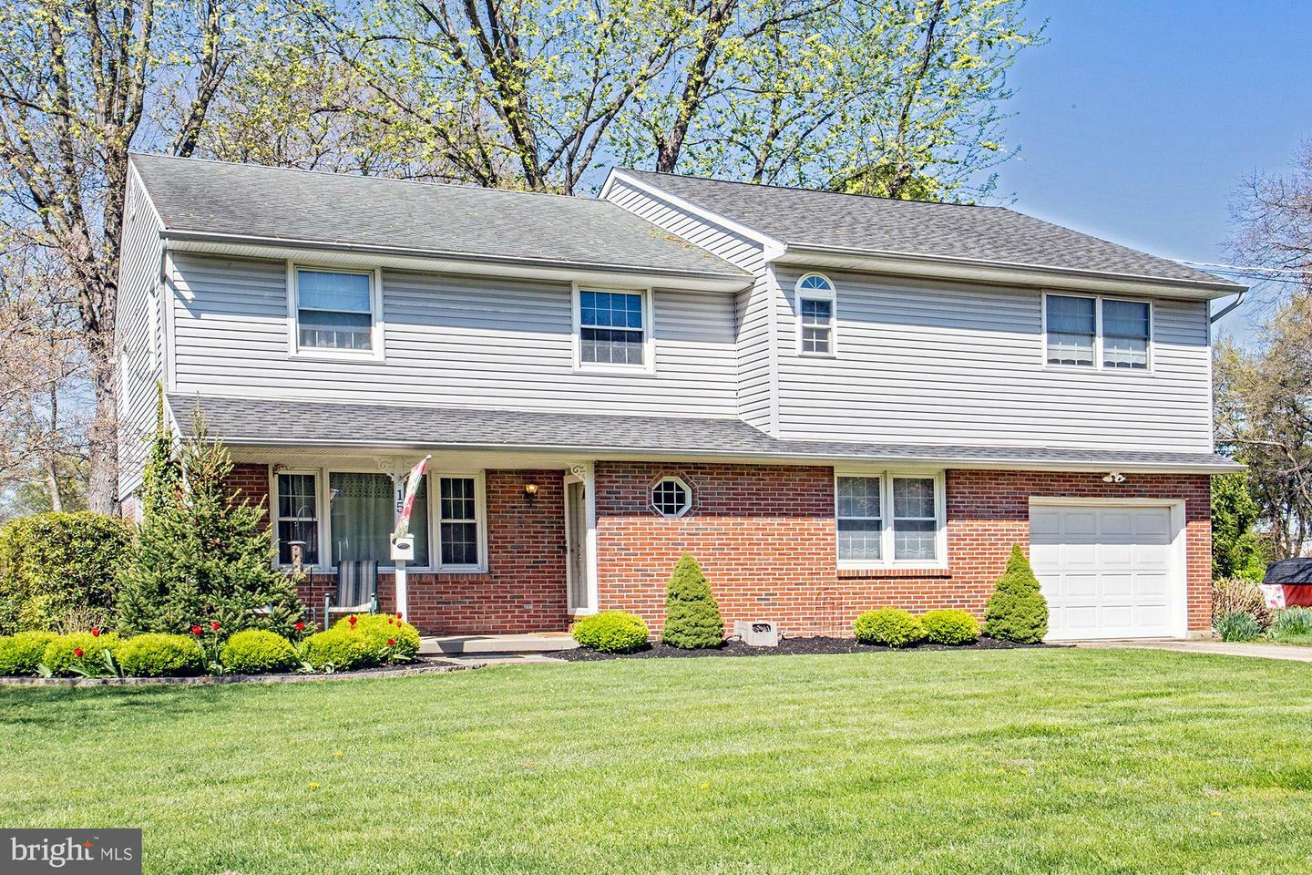 Property Photo: 15 K Dr NJ 08070