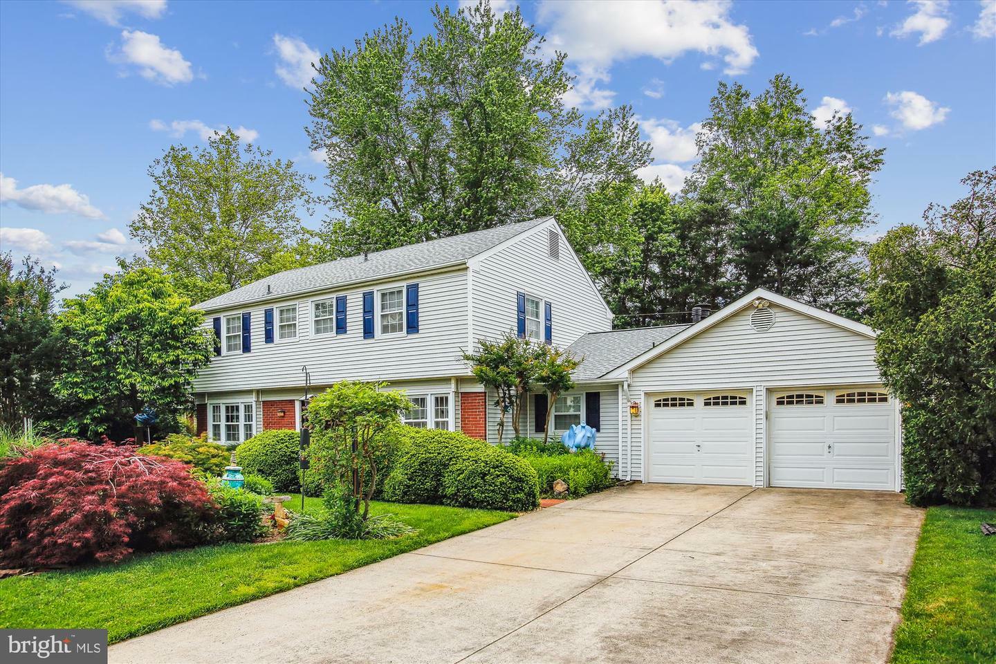 Property Photo:  4129 Meadow Hill Lane  VA 22033 