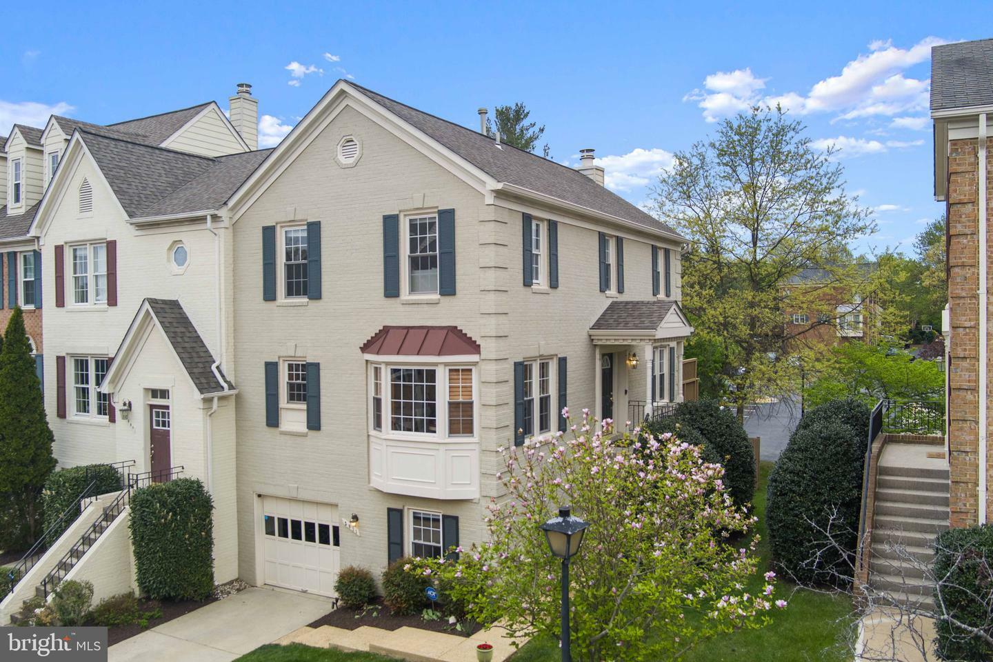 2011 Gallows Tree Court  Vienna VA 22182 photo