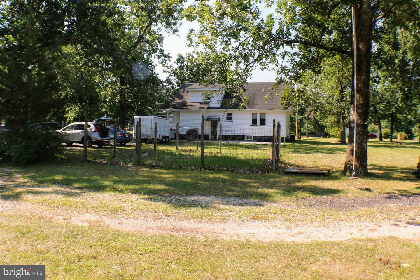 Property Photo: 2232 W Garden Road NJ 08360