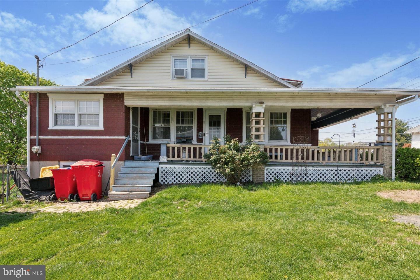 Property Photo: 519 Elm Street PA 19464
