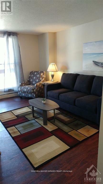 Property Photo:  204 Bruyere Street  ON K1N 5E3 